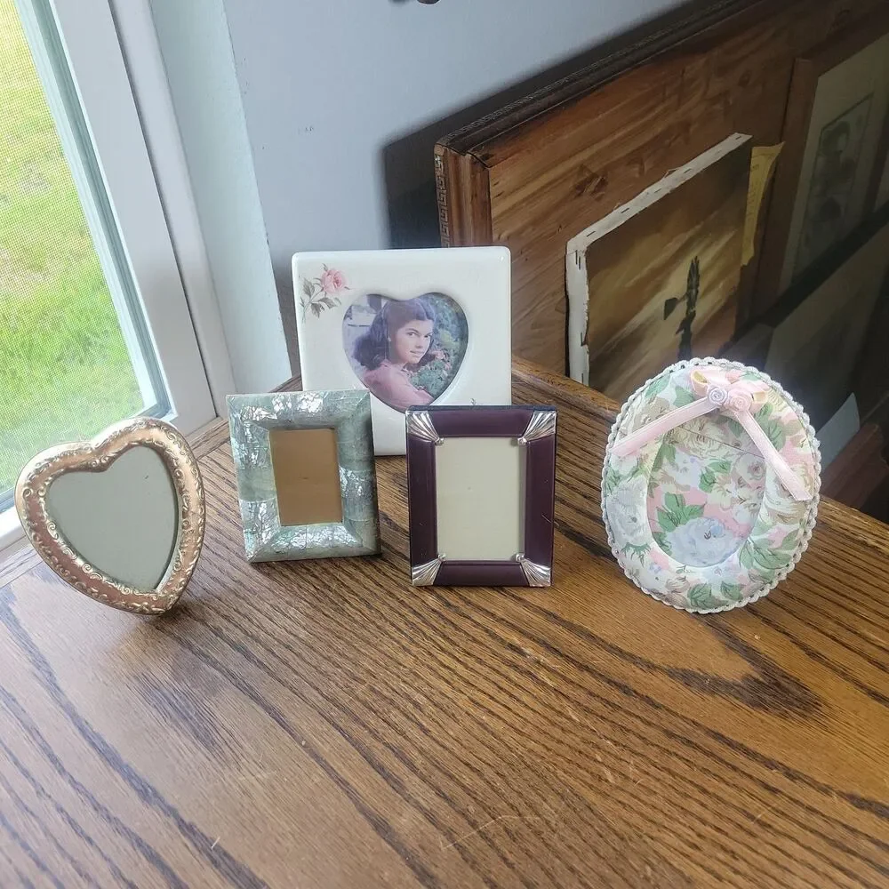 Lot of 5 Unique Vintage Miniature Picture Frames Ornate 80s floral hearts mixed